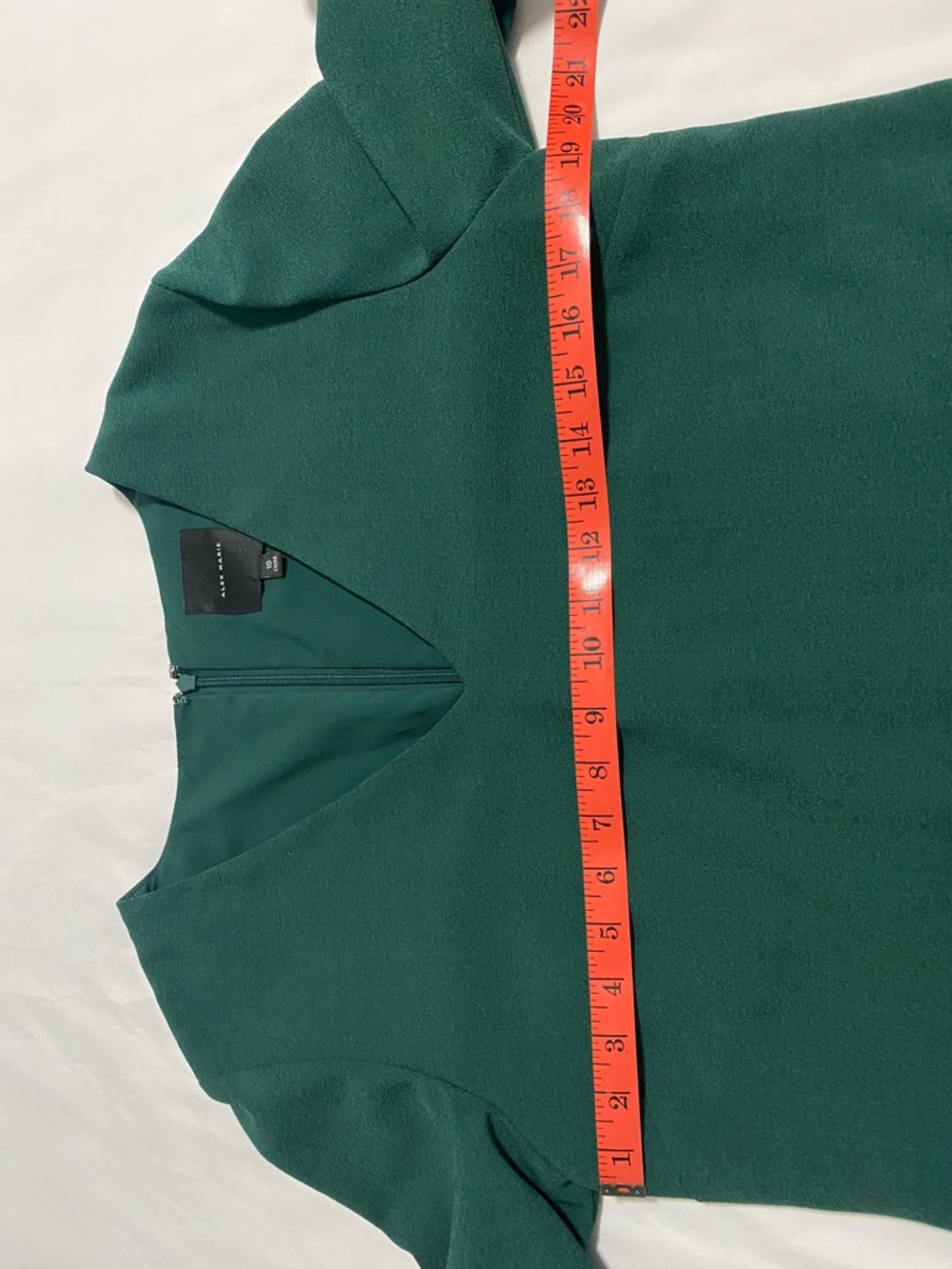 Alex Marie Green‎ V-Neck Lined Mini Dress with Tiered Pleated Bell Sleeves Sz 10 - Picture 5 of 11